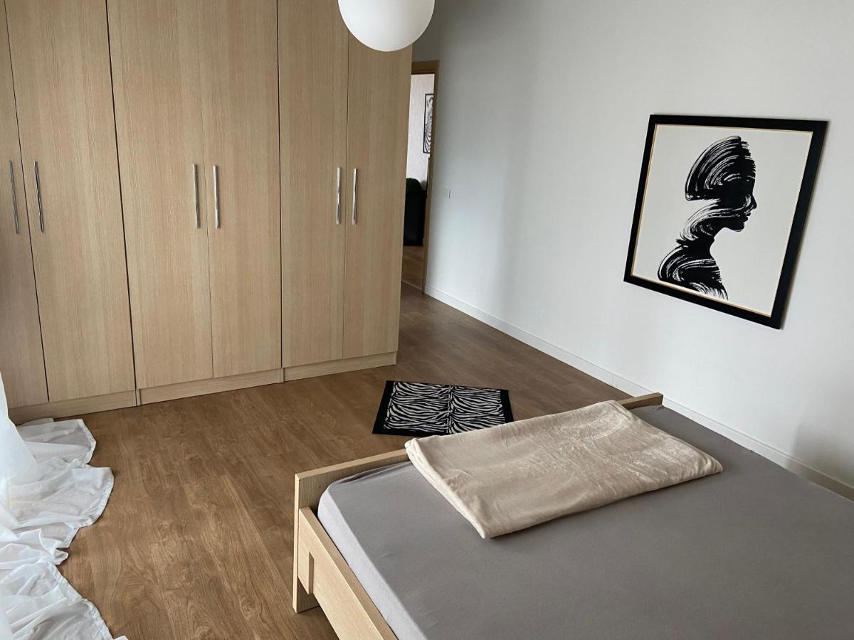 Mb Luxury Apartments Tiranë Eksteriør bilde
