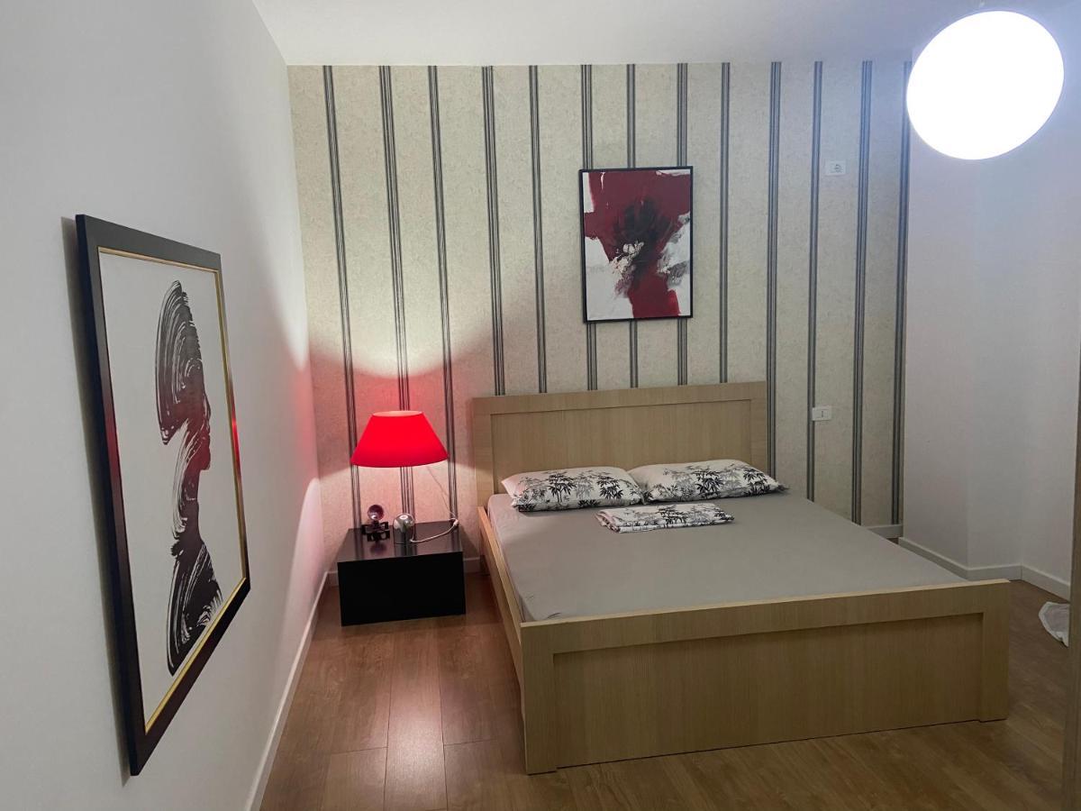 Mb Luxury Apartments Tiranë Eksteriør bilde