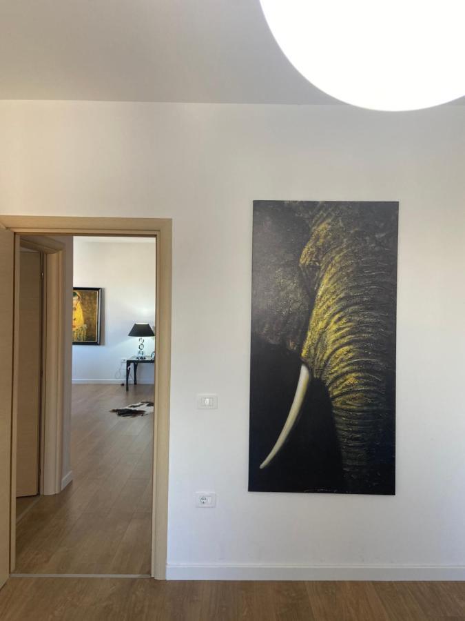 Mb Luxury Apartments Tiranë Eksteriør bilde